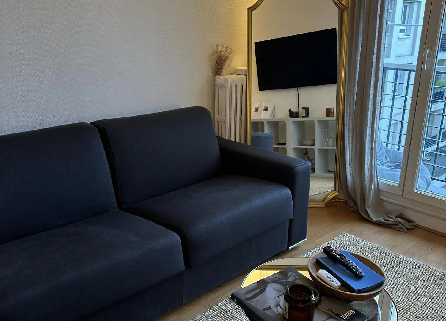 Appartement Spacieux Studio De Charme Ideal Pour Les Couples Ou Les Familles Parijs Frankrijk